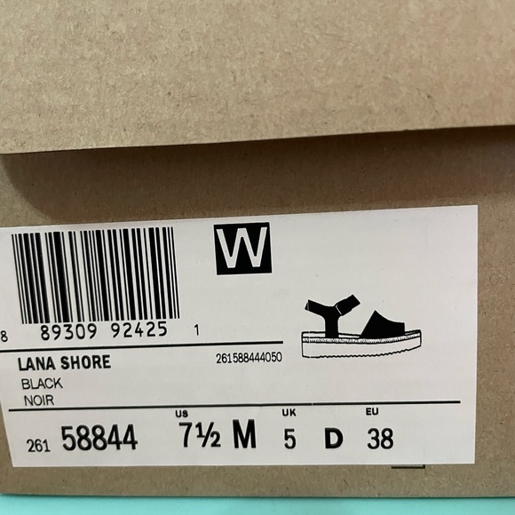 Women’s suede and leather wedge sandals…Collection by Clark’s! - Picture 3 of 8